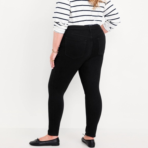 ✨NEW✨ Old Navy Women's High Rise Rockstar Black Super Skinny Jeans - Picture 2 of 7